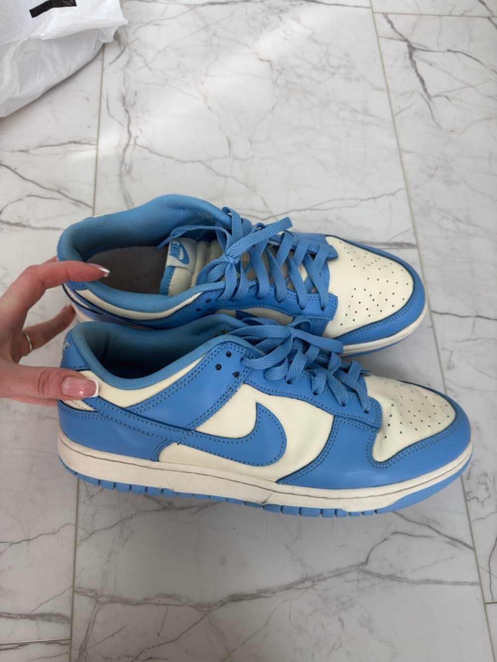 Nike Men Low Top Athletic Sneakers in Light Blue and Cream